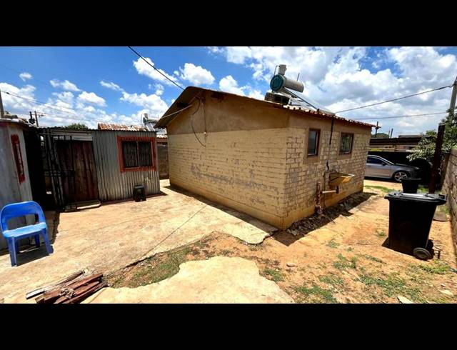 0 BEDROOM HOUSE FOR SALE IN TSHEPISONG